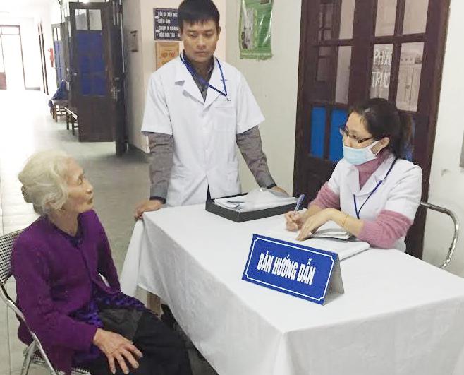 Hướng dẫn đón tiếp bệnh nhân đến khám và chữa bệnh tại Bệnh viện Đa khoa Lộc Hà