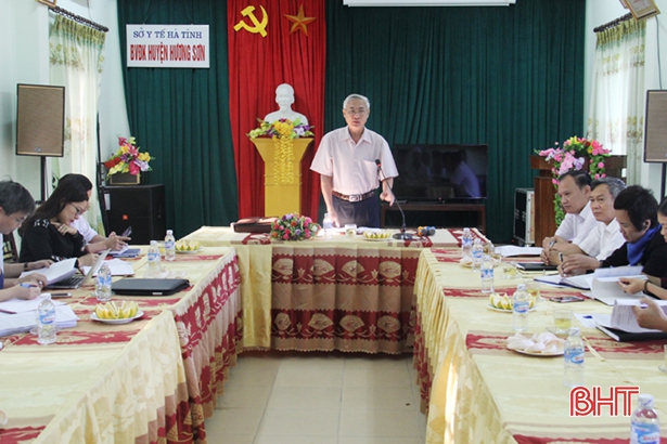 Đoàn giám sát HĐND tỉnh giám sát chuyên đề tại bệnh viện đa khoa Hương Sơn